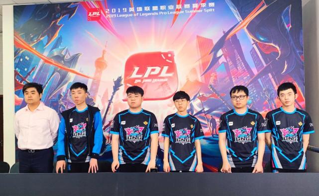 肋部与中卫 肋部与中卫