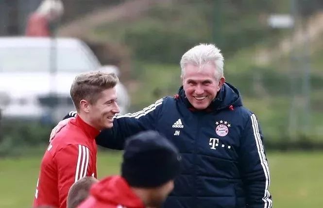 进的出场策 进的出场策